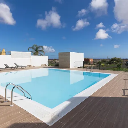 Home2book Modern Oasis & Pool Near Corralejo